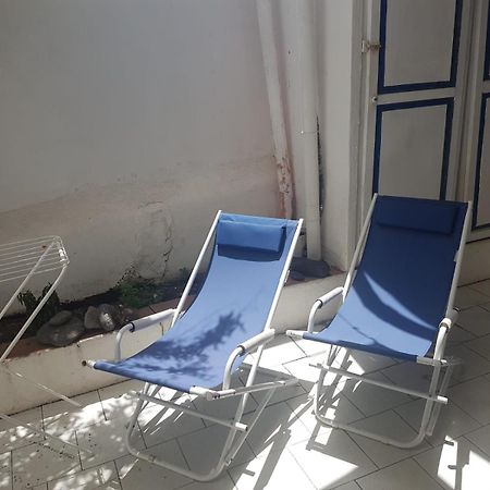 Con I Piedi Nell'Acqua Daire Stromboli Oda fotoğraf